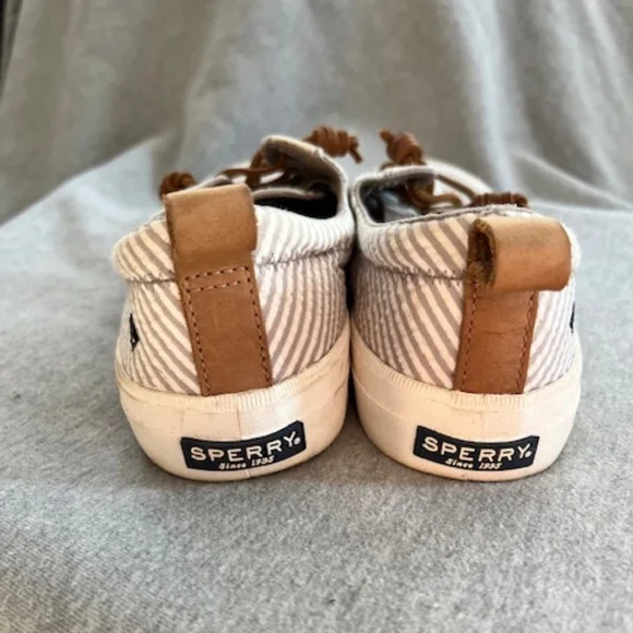 Sperry, Size 9M - Picture 2 of 5